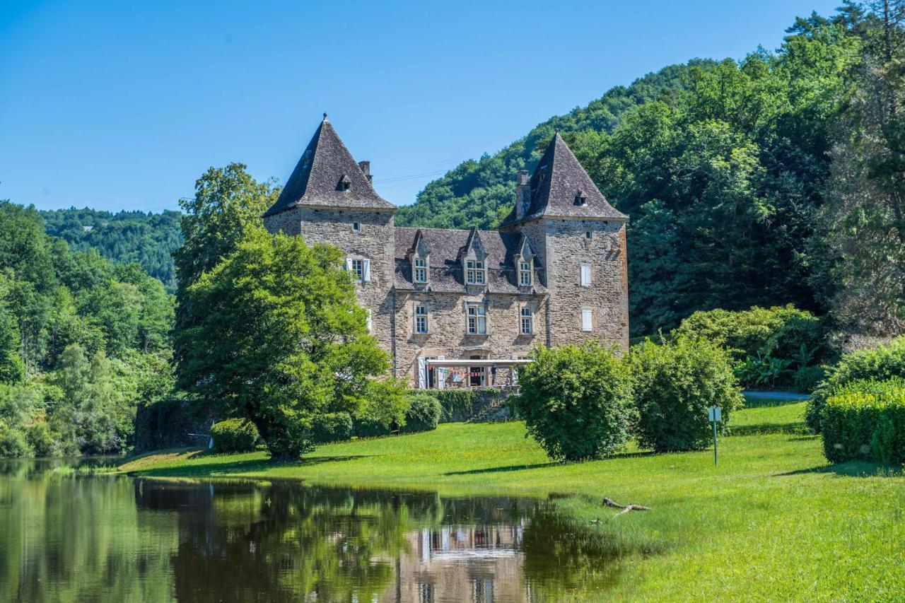 Camping Le Chateau Du Gibanel Saint-Martial-Entraygues Buitenkant foto