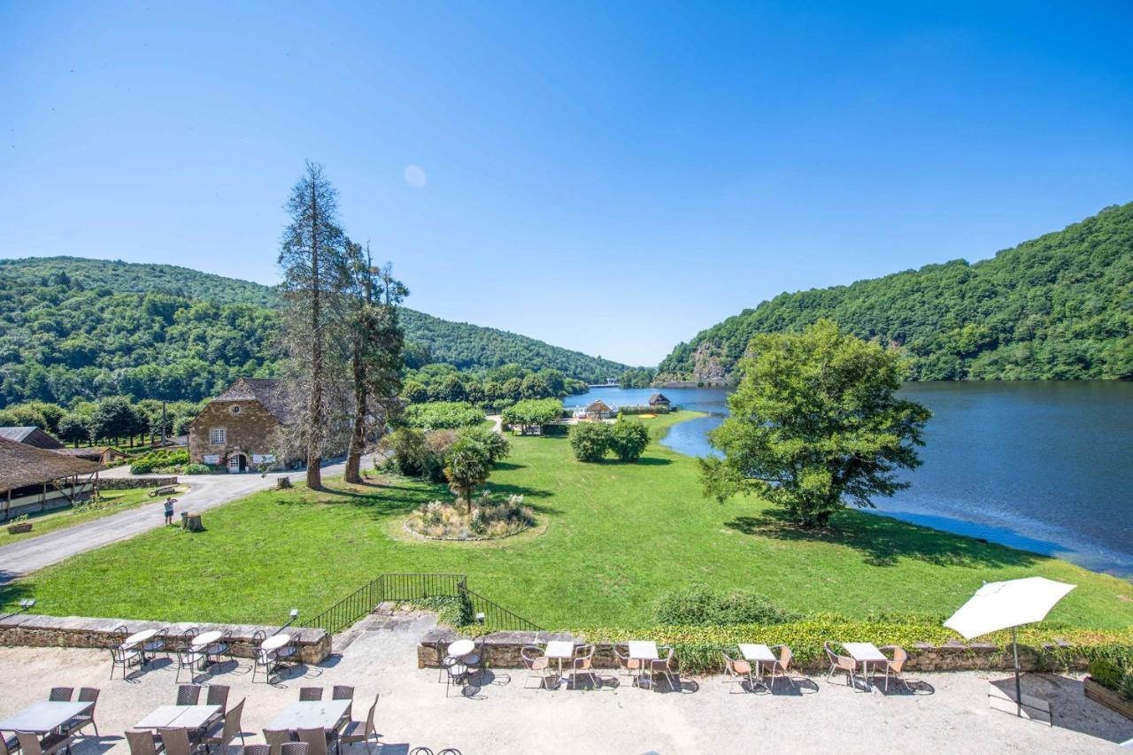 Camping Le Chateau Du Gibanel Saint-Martial-Entraygues Buitenkant foto